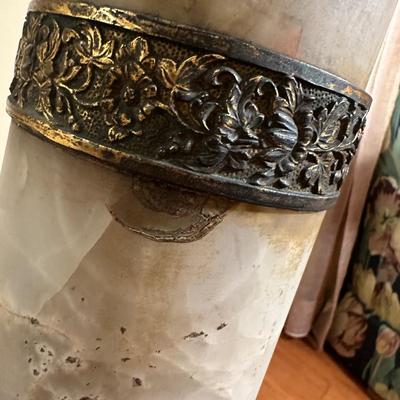 LOT 20: Vintage Marble Pedestal
