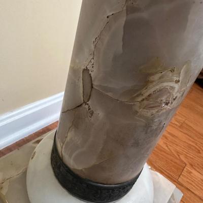 LOT 20: Vintage Marble Pedestal