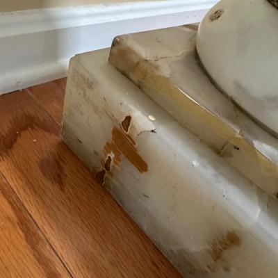 LOT 20: Vintage Marble Pedestal