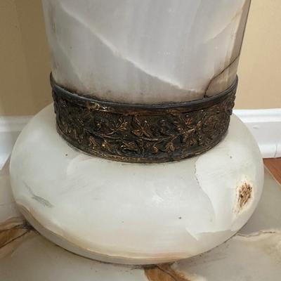 LOT 20: Vintage Marble Pedestal