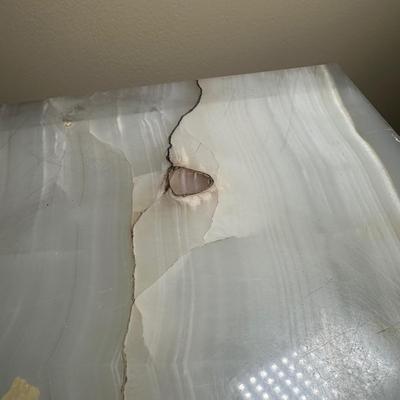 LOT 20: Vintage Marble Pedestal