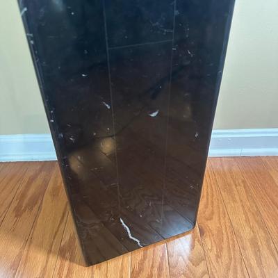 LOT 21: Black Marble Pedestal