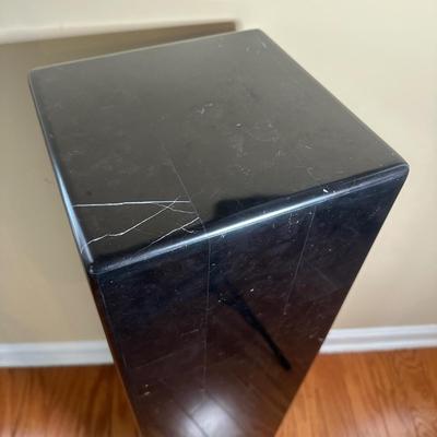 LOT 21: Black Marble Pedestal
