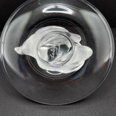 LOT 56: Vintage Lalique France Frosted Swan Ring Dish