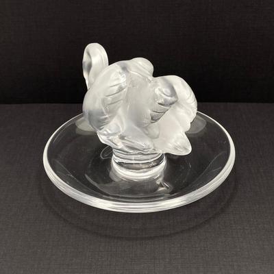 LOT 56: Vintage Lalique France Frosted Swan Ring Dish