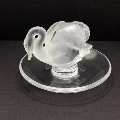 LOT 56: Vintage Lalique France Frosted Swan Ring Dish
