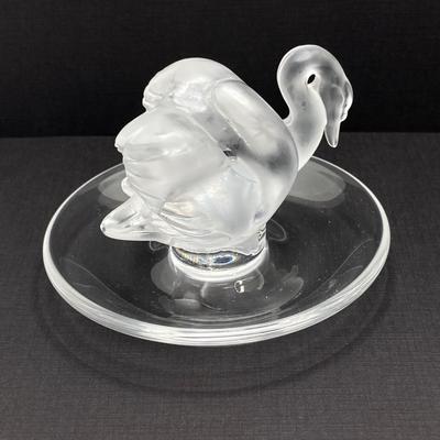 LOT 56: Vintage Lalique France Frosted Swan Ring Dish