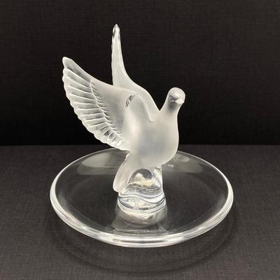 LOT 57: Vintage Lalique France Frosted Dove Ring Dish