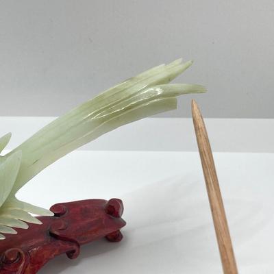 LOT 59: Vintage Pair of Carved Jade Birds on Wooden Stands