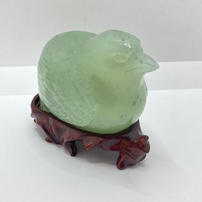 LOT 59: Vintage Pair of Carved Jade Birds on Wooden Stands