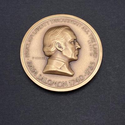 LOT 78: Haym Salomon Bronze Token Medal and Judah L Magnes Bronze Token Medal