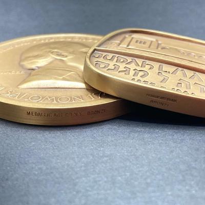 LOT 78: Haym Salomon Bronze Token Medal and Judah L Magnes Bronze Token Medal