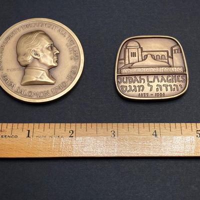 LOT 78: Haym Salomon Bronze Token Medal and Judah L Magnes Bronze Token Medal