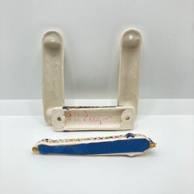LOT 79: E. Weishoff Numbered Art 051 / 250 "The Great Synagogue of Tunis", Mezuzah Cases, Grace After Meals and Other...