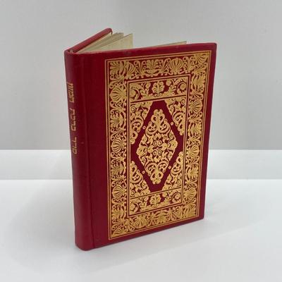 LOT 79: E. Weishoff Numbered Art 051 / 250 "The Great Synagogue of Tunis", Mezuzah Cases, Grace After Meals and Other...