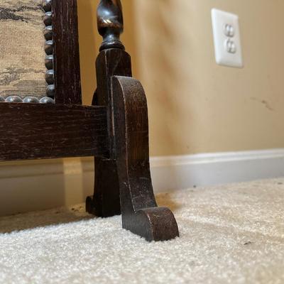 LOT 109: Barley Twist Oak Framed Tapestry Fire Screen w/ Framed Floral Beadwork Tapestry