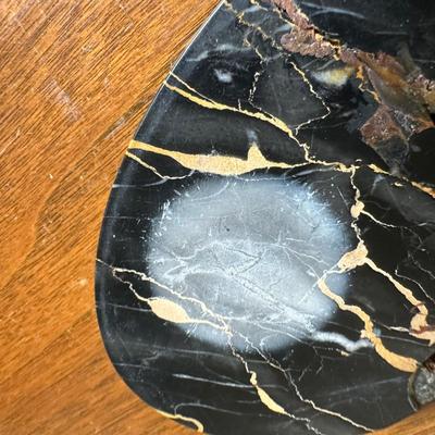 LOT 115: Vintage Art Deco Marble Desk Set w/ 22k Gold Plated Letter Opener & More