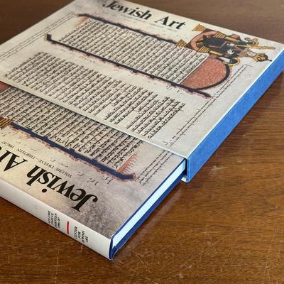 LOT 123: Books Of Jewish Culture, Art & Tradition