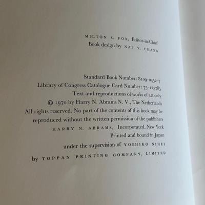 LOT 125: Norman Rockwell Artist & Illustrator/332 Magazine Covers Books