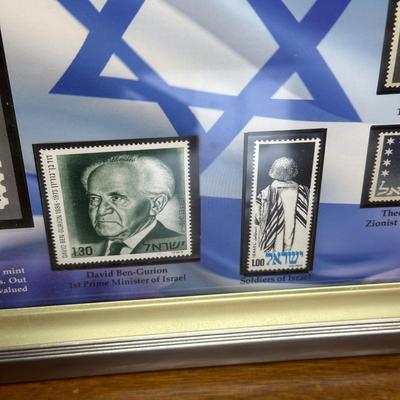 LOT 128: Israel/Jewish Home Decor, Books, Menorah, Yarmulkes & More