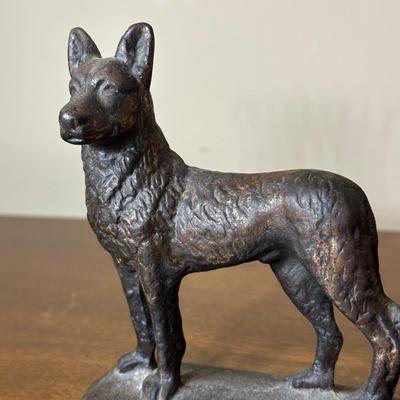 LOT 129: Vintage 1929 Gifthouse NYC D60 German Shepards Brass Bookends & More