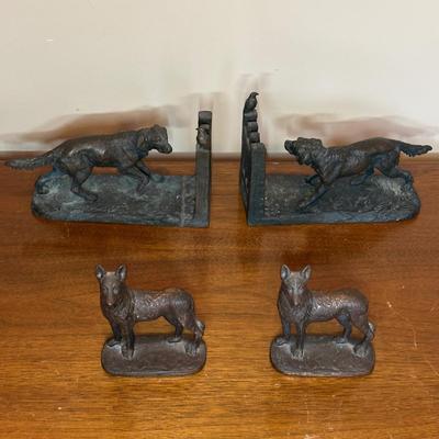 LOT 129: Vintage 1929 Gifthouse NYC D60 German Shepards Brass Bookends & More