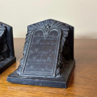 LOT 130: Vintage Pompeian Bronze Company Sculptures w/ Vintage Bookends