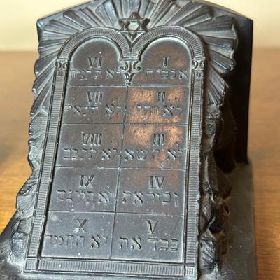 LOT 130: Vintage Pompeian Bronze Company Sculptures w/ Vintage Bookends