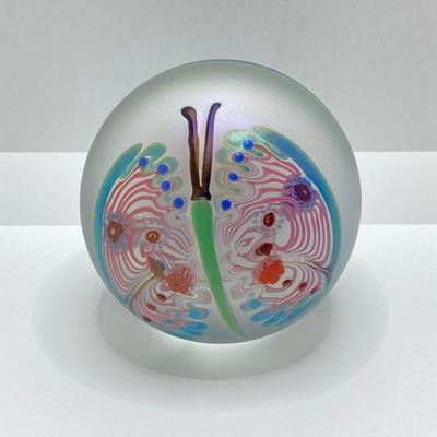 LOT 163: Signed D. Merritt Vandermark Art Glass Paperweight