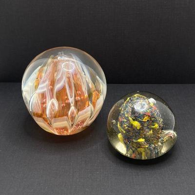 LOT 165: Nick Del Matto Signed Art Glass Paperweight and Unsigned Glass Paperweight