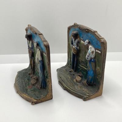 LOT 167: Vintage / Antique Cast Metal Angelus Farmers Praying Couple Bookends