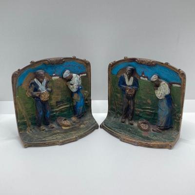LOT 167: Vintage / Antique Cast Metal Angelus Farmers Praying Couple Bookends