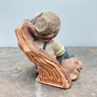 LOT 168: Black Americana Antique / Vintage Shoe Shine Box and Vantage Point Black American Worker Figurine