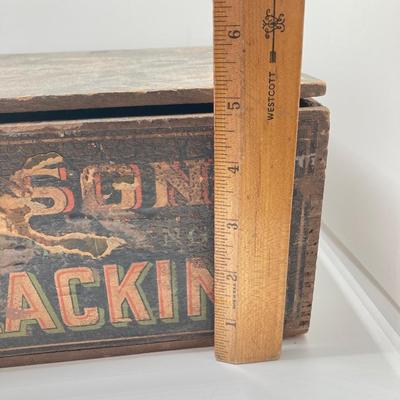 LOT 168: Black Americana Antique / Vintage Shoe Shine Box and Vantage Point Black American Worker Figurine