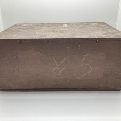 LOT 168: Black Americana Antique / Vintage Shoe Shine Box and Vantage Point Black American Worker Figurine