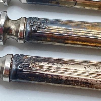 LOT 172: Vintage Set of Six Stainless / Sterling Handled Knives and One Numsen Bros Sterling Banded / Mother of Pearl Handle Knife