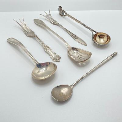 LOT 174: Collection of Sterling Flatware and More - TW 85.49g