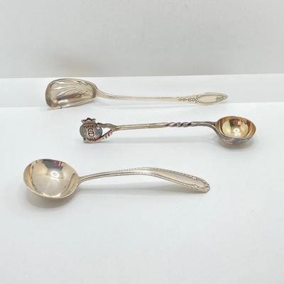 LOT 174: Collection of Sterling Flatware and More - TW 85.49g