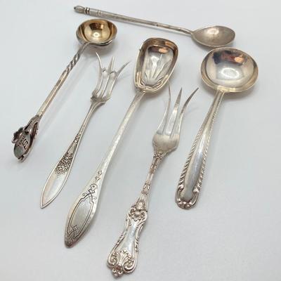 LOT 174: Collection of Sterling Flatware and More - TW 85.49g