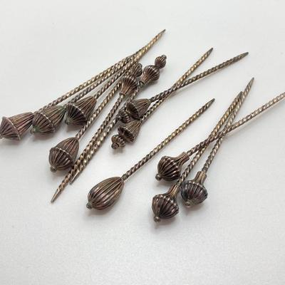 LOT 175: Vintage Silver / Non-Magnetic Entertaining Collection - TW 11.64g Napkin Holder, (Ornate Twisted Toothpicks and Shot Glasses)...