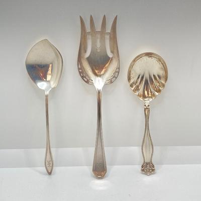 LOT 178: Vintage Sterling Serving Flatware - TW 115.67g