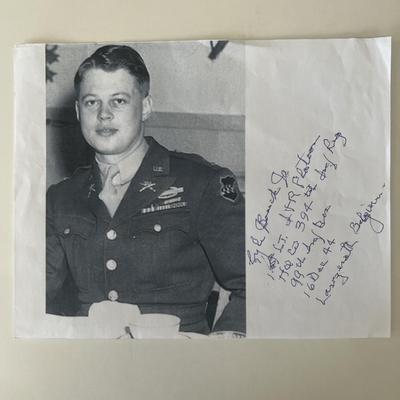 First Lt. Lyle Bouck signed photo 