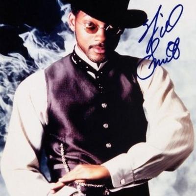 Will Smith signed movie photo 