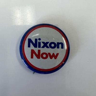 Nixon presidential campaign pin 