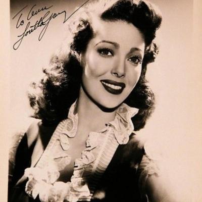 Loretta Young signed portrait photo 
