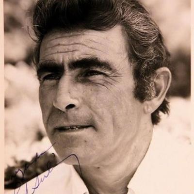 Twilight Zone Rod Serling signed portrait photo 