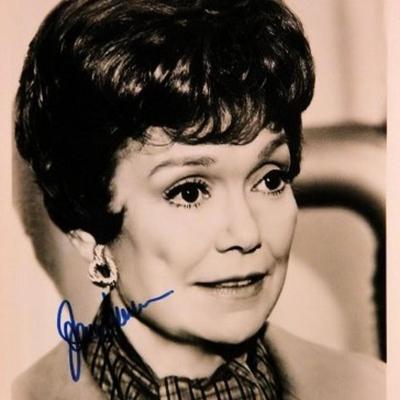 Jane Wyman signed portrait photo 