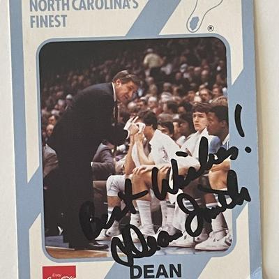 North Carolina Coach Dean Smith 1989 Collegiate #4 signed trading card