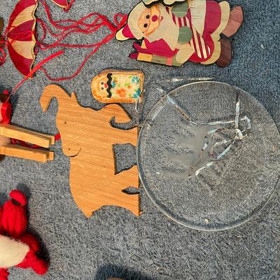 LOT 86 GREAT MISC CHRISTMAS