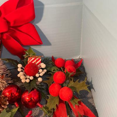LOT 87 MORE GREAT MISC CHRISTMAS